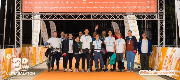 Utat az energiának: Másodszor is meghódítottuk az UltraBalatont! 🏃‍♂️⚡